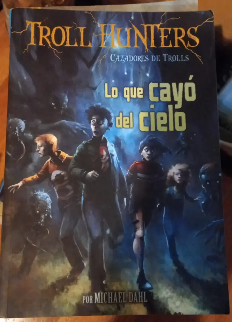 Libro Troll Hunters: Lo que cayó del cielo