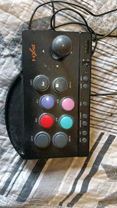 Control arcade PXN con botones coloridos - miniatura 1