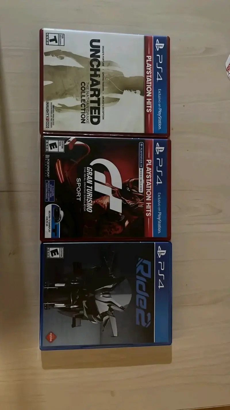 Colección de juegos PS4