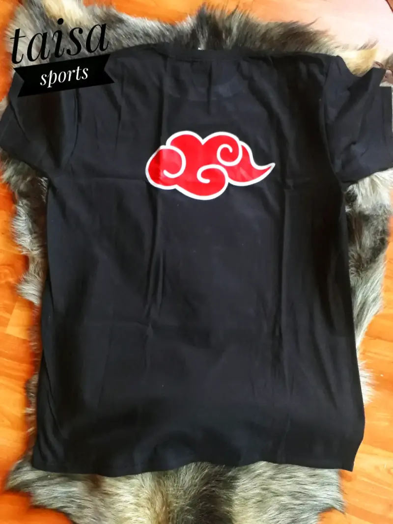 Polera negra con diseño Akatsuki - 2
