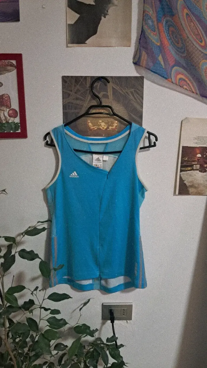 Polera deportiva Adidas azul sin mangas - 1