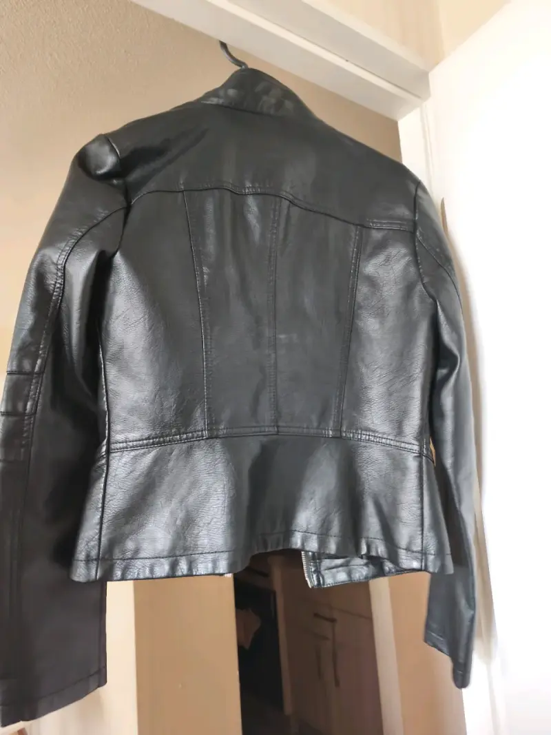 Chaqueta de cuero negra con cierre Todo piel - 2
