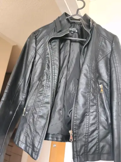 Chaqueta de cuero negra con cierre Todo piel - miniatura 4