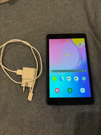 Tablet Samsung Galaxy Tab A con cargador - miniatura 2