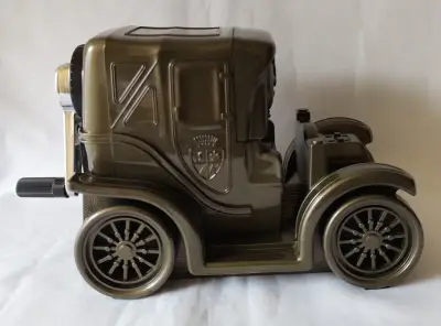 auto clásico de colección Sacapunta - miniatura 2