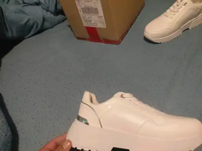 Zapatillas deportivas blancas MK de plataforma - miniatura 4