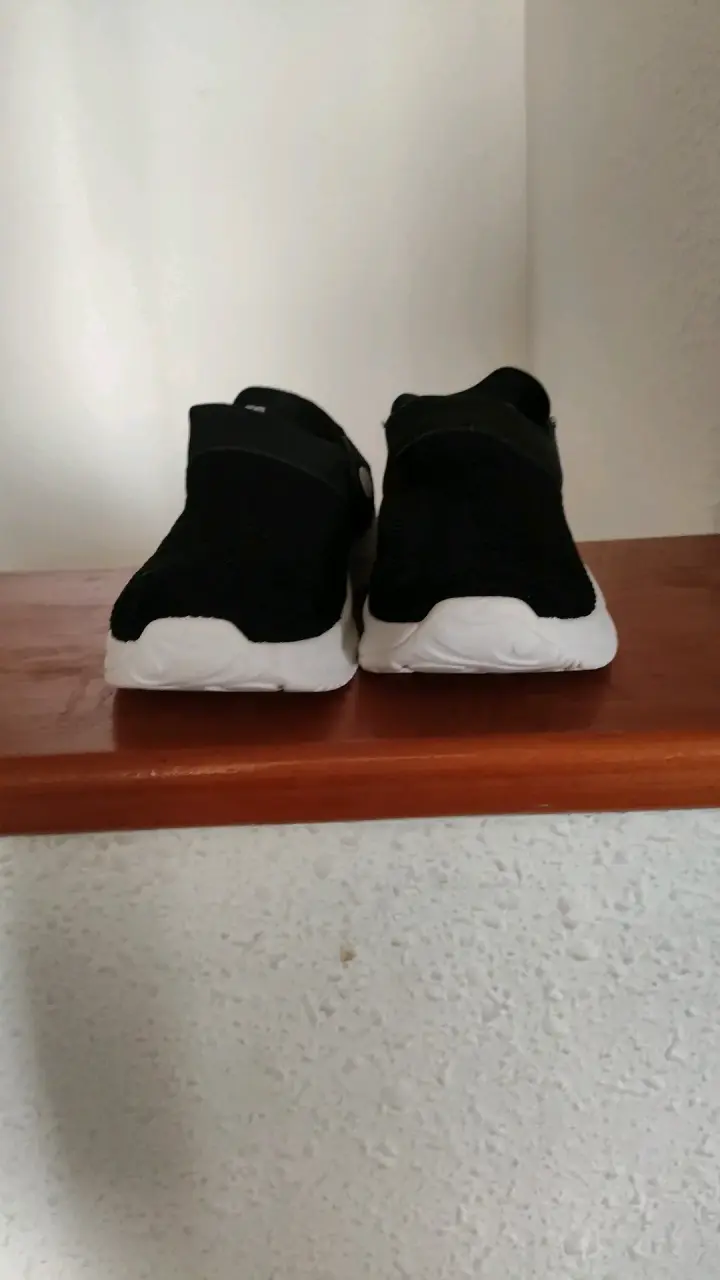 Zapatillas deportivas negras unisex - 1