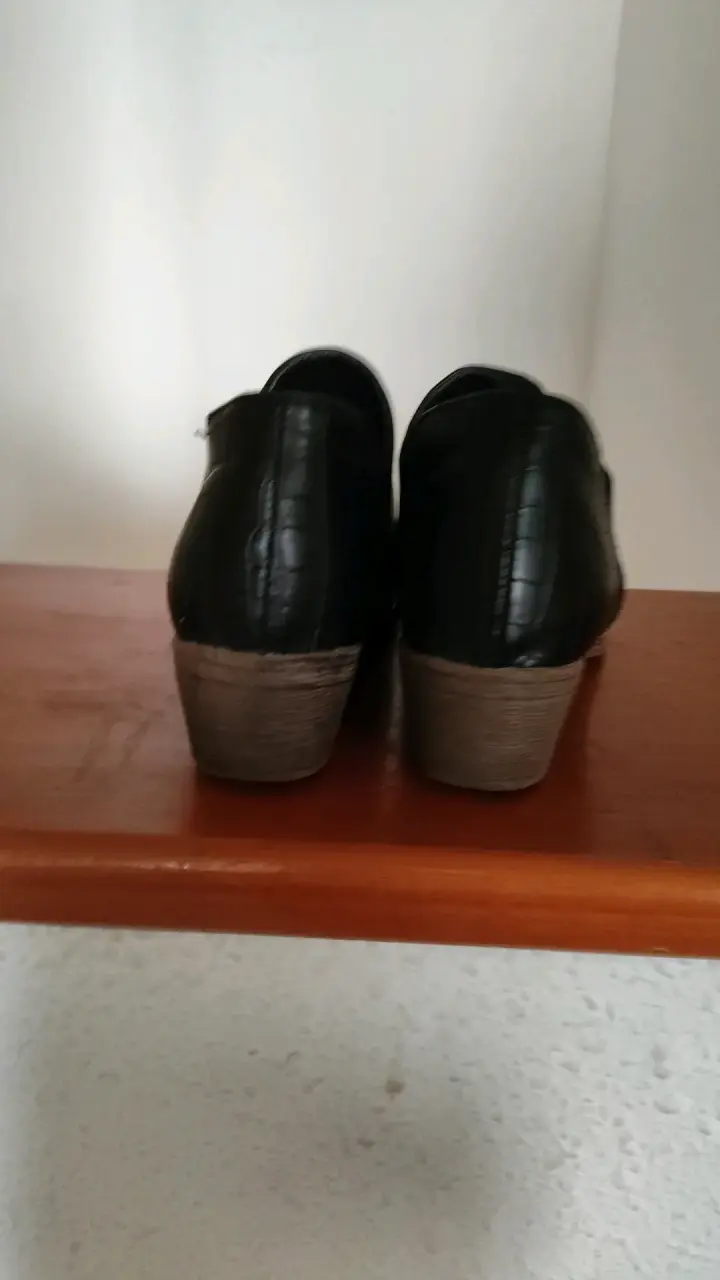 Botines de cuero negro para dama - 2