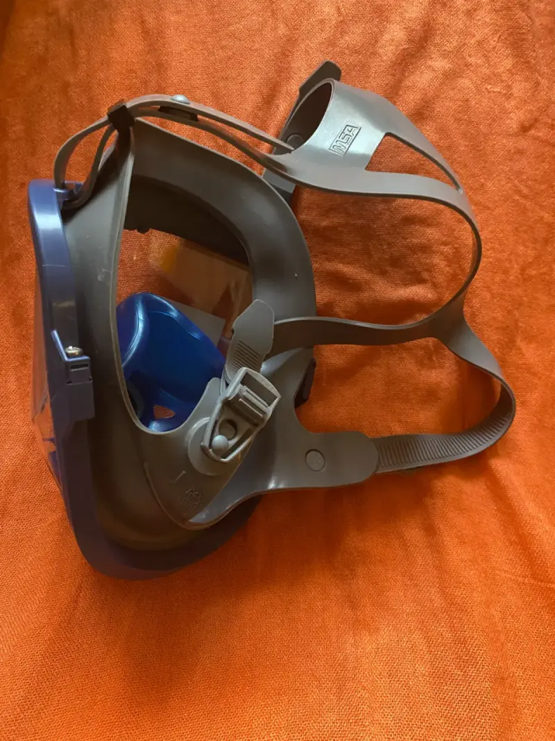 Máscara respiratoria MSA con filtro - 3