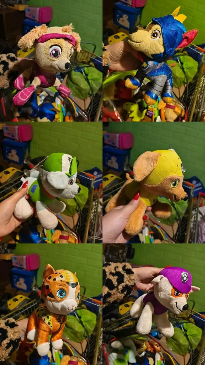 Set de peluches de personajes animados