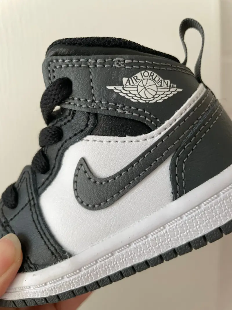 Zapatillas Jordan 1 Mid Nike para bebé originales - 2