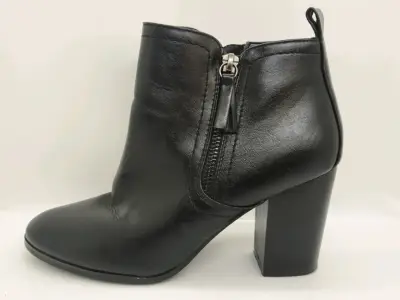Botines de cuero negro con tacón alto - miniatura 4