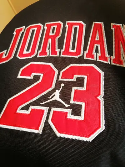 Mochila Jordan 23 negra deportiva original - miniatura 3
