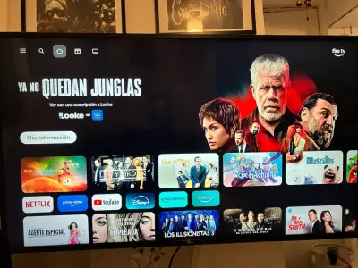 Amazon Fire TV Stick 4K Select con control remoto - miniatura 2