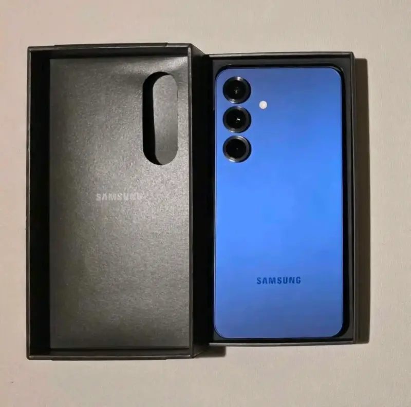 Samsung Galaxy S25 256gb - 1