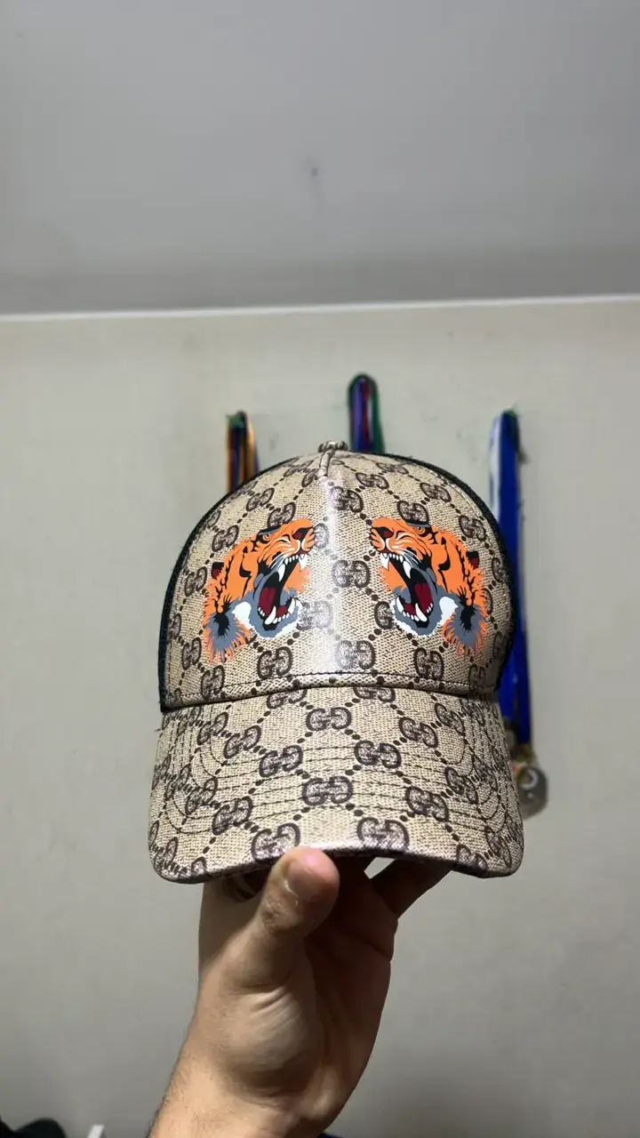 Gorra de diseñador con estampado de Tigres