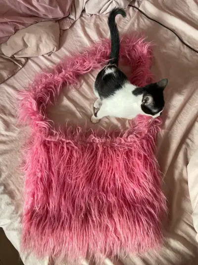 Bolso Peludito de Peluche - miniatura 2