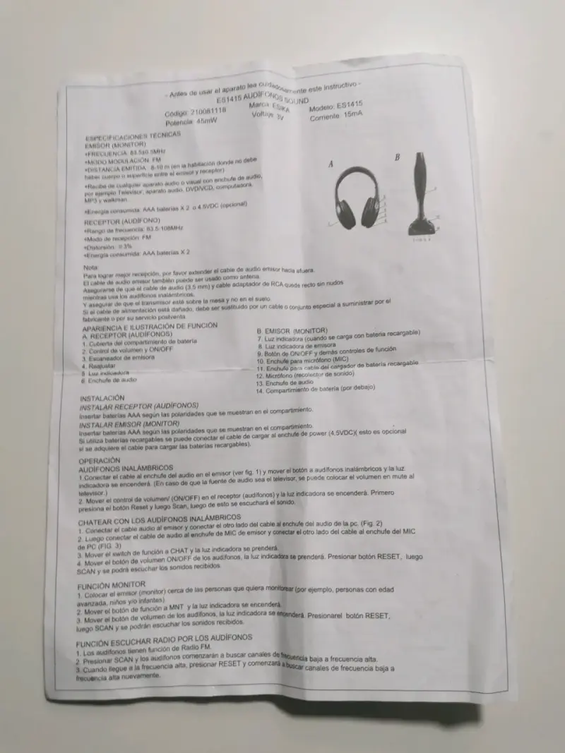 Auriculares inalámbricos negro con soporte. - 4