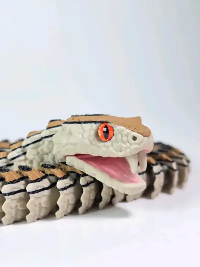 Serpiente Cascabel Articulada 60 cm - miniatura 1