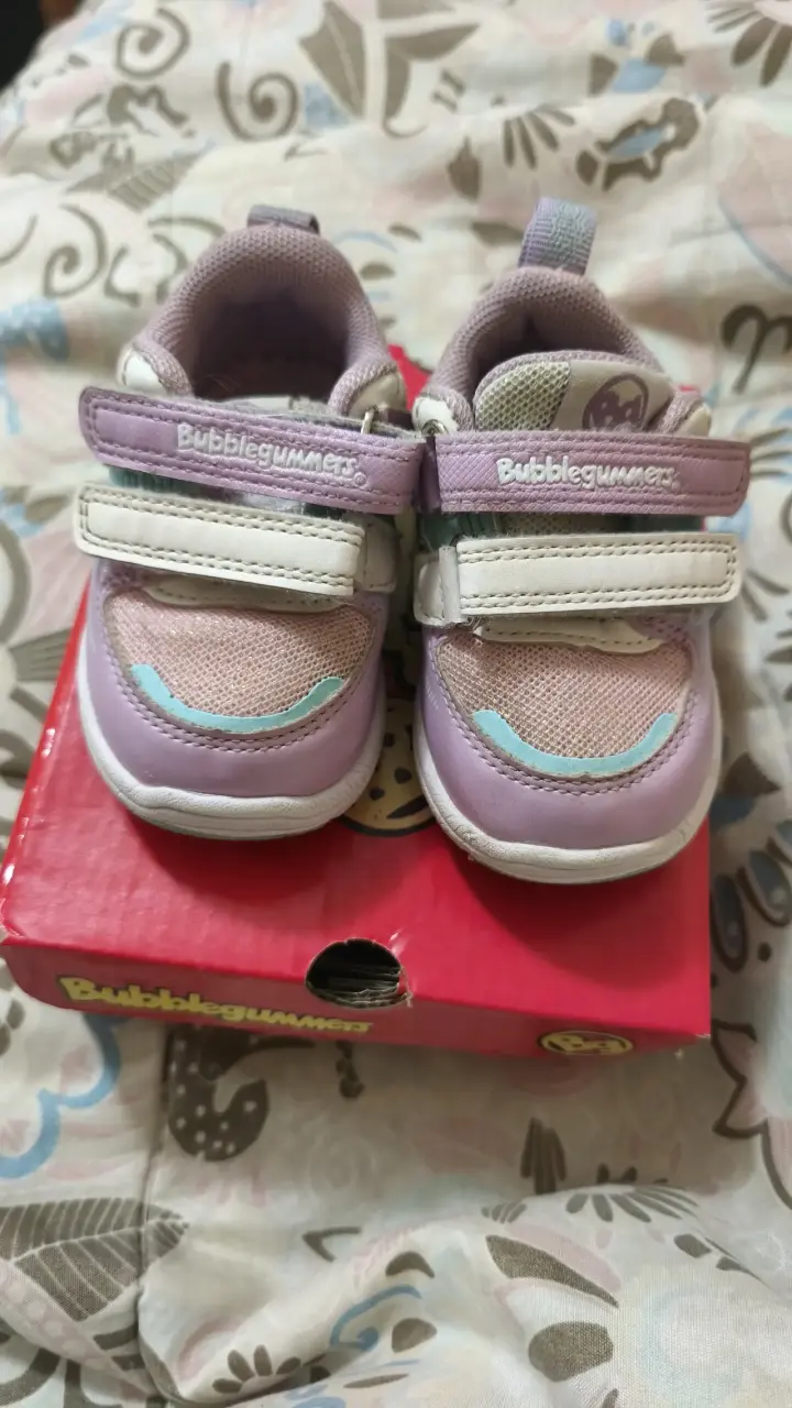 Zapatillas Bubblegummers para bebé color lila - 1