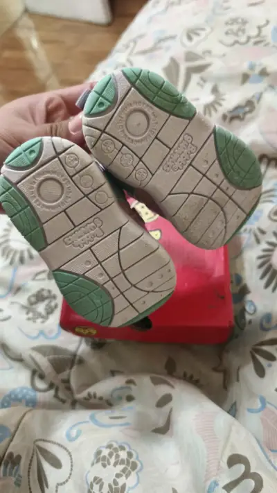 Zapatillas Bubblegummers para bebé color lila - miniatura 4