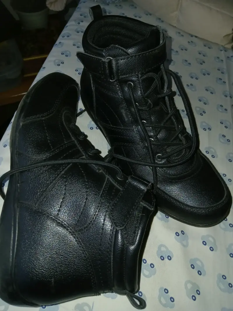 Botines negras de cuero - 5