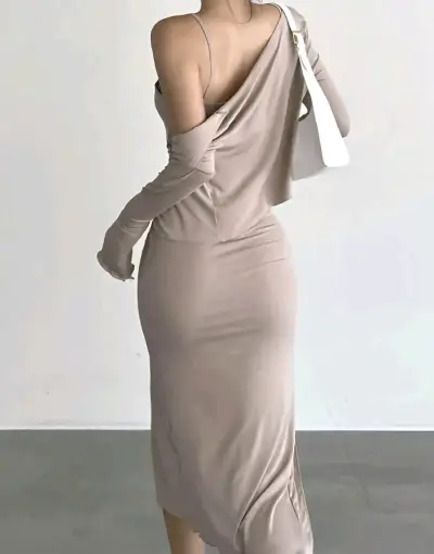 Vestido largo beige con abertura lateral - miniatura 2