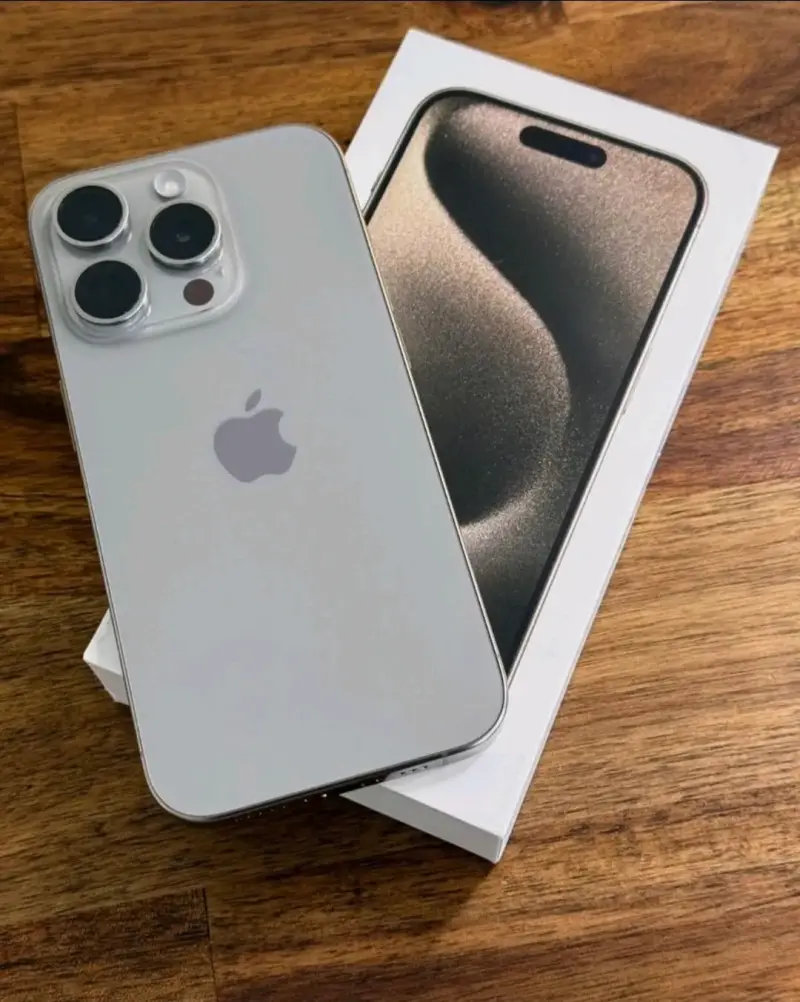 iPhone 14 Pro Max 256GB Plata en excelente estado - 1