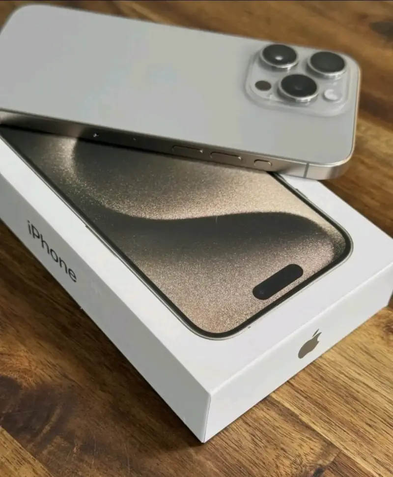 iPhone 14 Pro Max 256GB Plata en excelente estado - 2