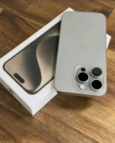 iPhone 14 Pro Max 256GB Plata en excelente estado - miniatura 3