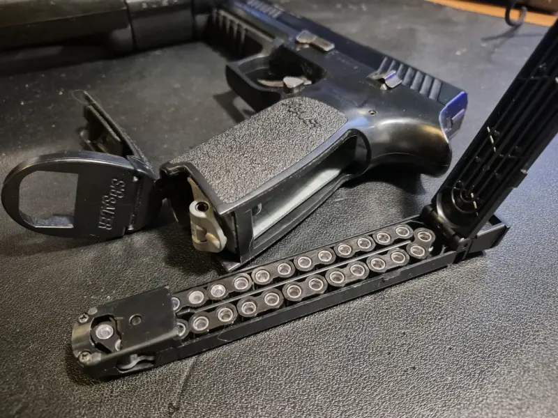 Pistola CO2 Réplica Sig Sauer P320 Semi-auto - 4
