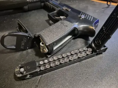 Pistola CO2 Réplica Sig Sauer P320 Semi-auto - miniatura 4