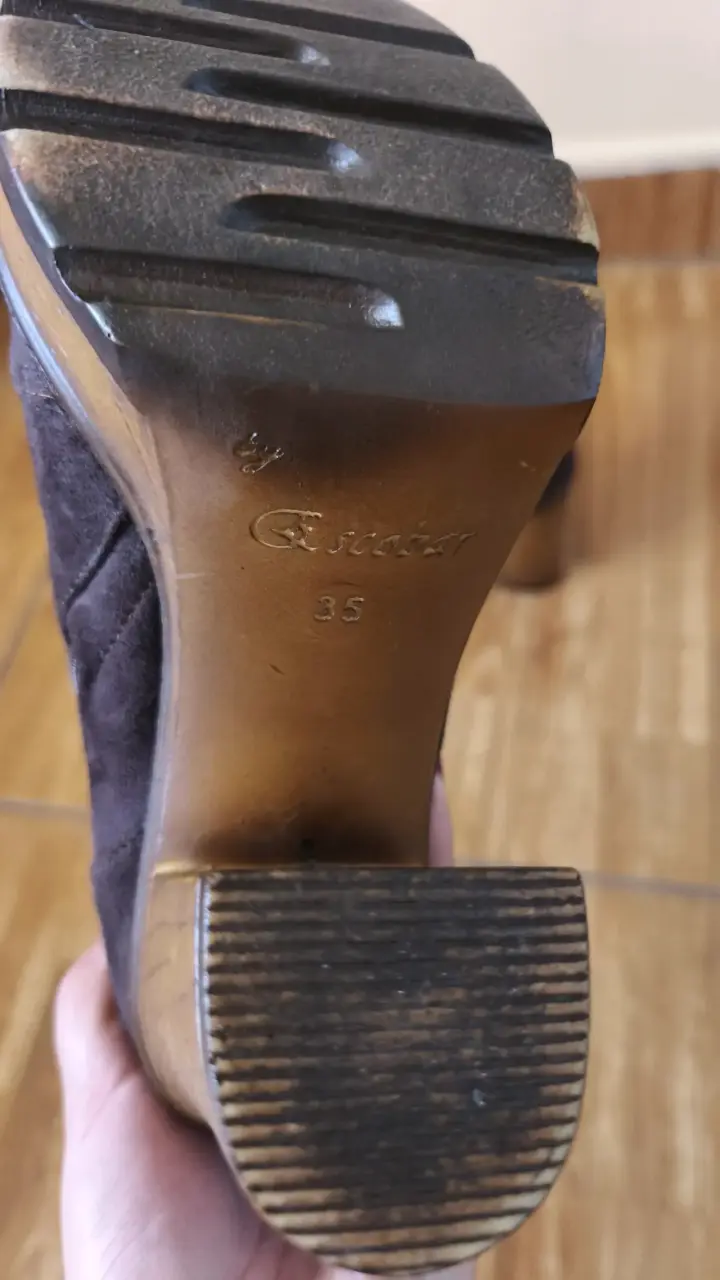 Botines de gamuza con tacón alto y cierre - 4