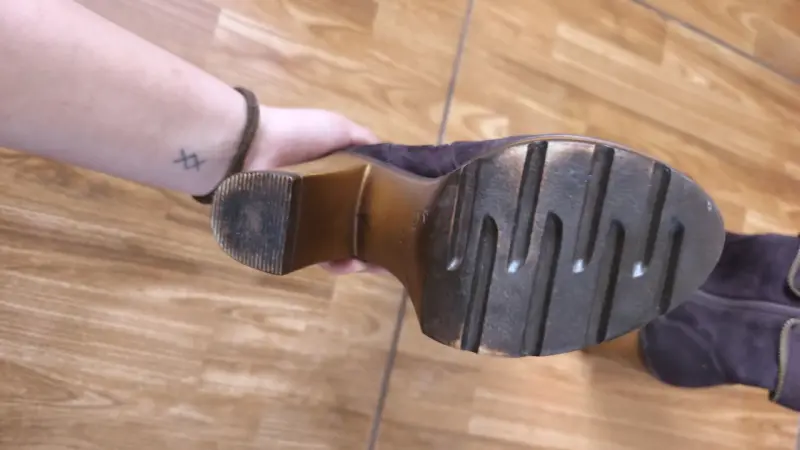 Botines de gamuza con tacón alto y cierre - 5