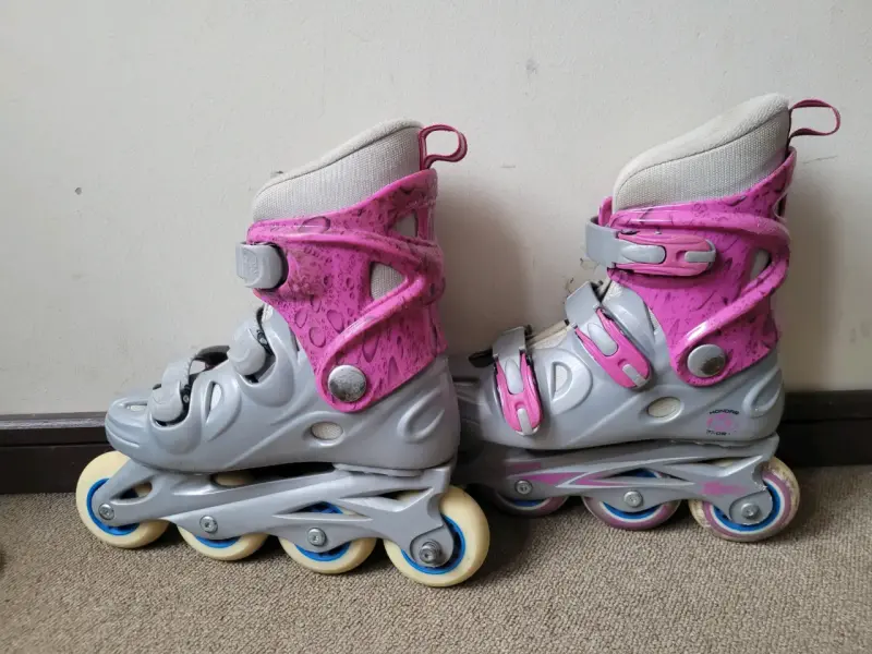 Patines en línea rosas para niños - 2