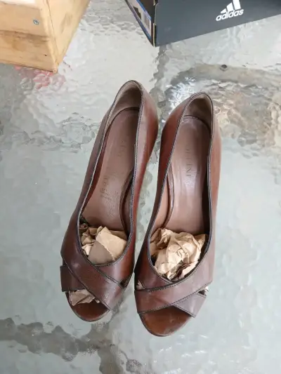 Zapatos de cuero marrón - miniatura 5