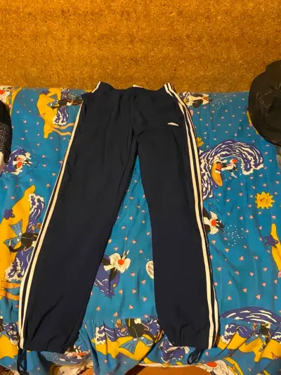 Pantalones deportivos Adidas azul marino - miniatura 2
