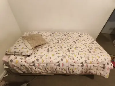 Cama transición con colchón, sabanas y plumon - miniatura 4