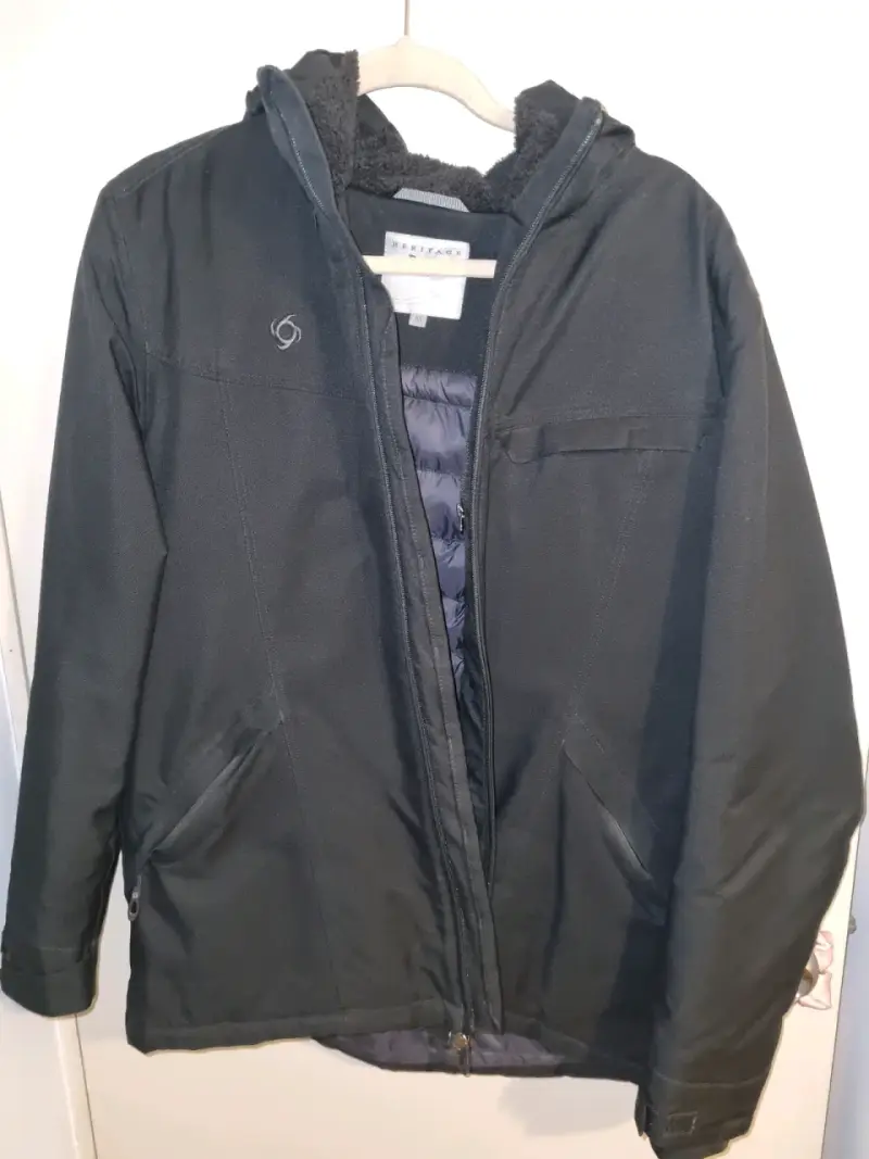 Chaqueta negra Doite Heritage con capucha - 1