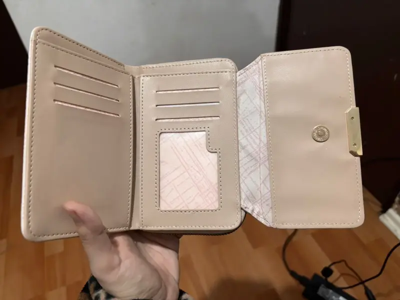 Billetera de cuero beige y rosa - 2