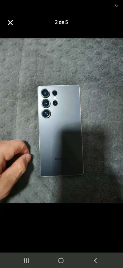 Smartphone de alta gama en buen estado - miniatura 2