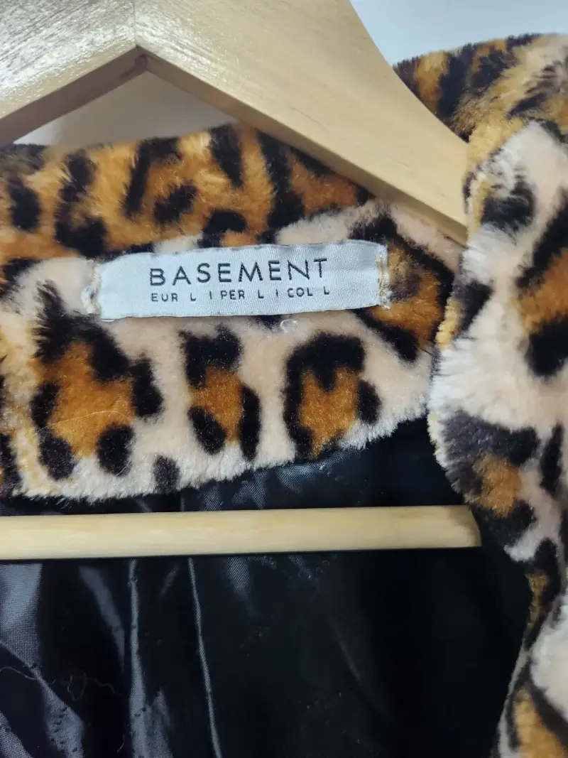 Abrigo de leopardo peludo animal print - 2