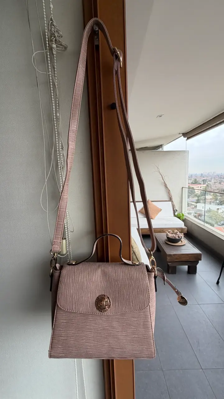 Cartera de mano beige elegante - 5