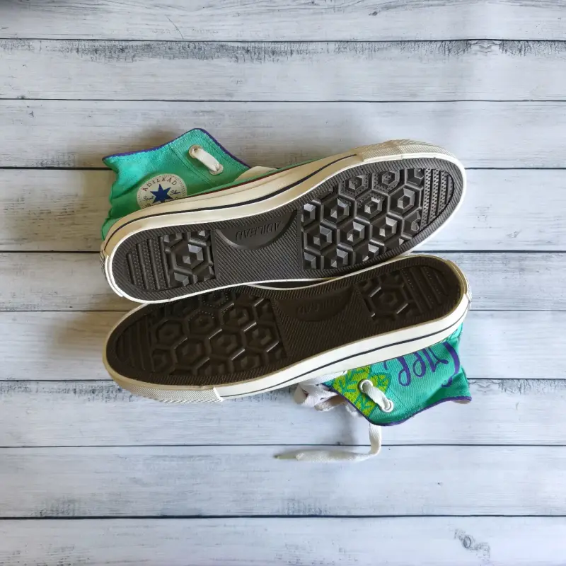 Zapatillas con temática cristiana, pintadas a mano - 6