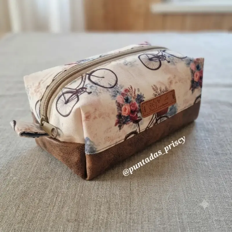 Neceser estampado vintage con bicicletas - 2
