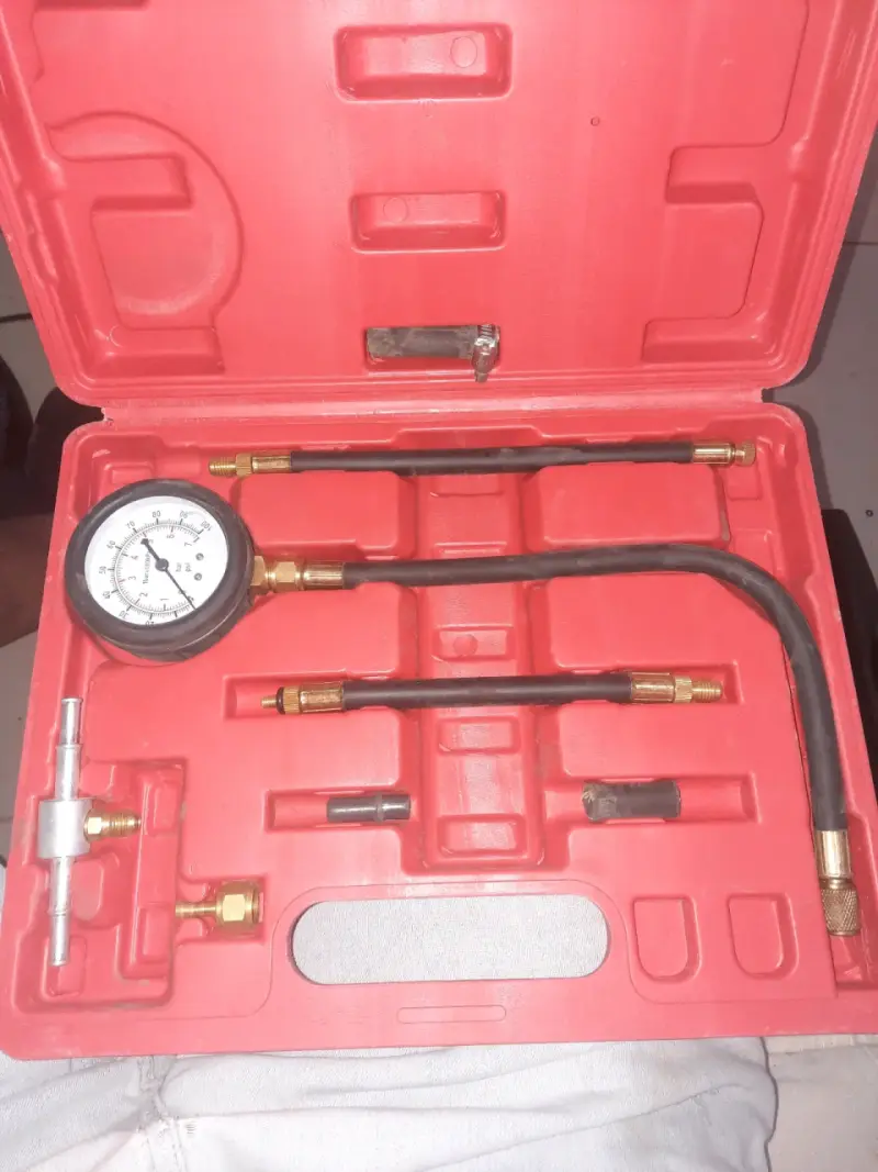 Kit de compresión para motores con estuche