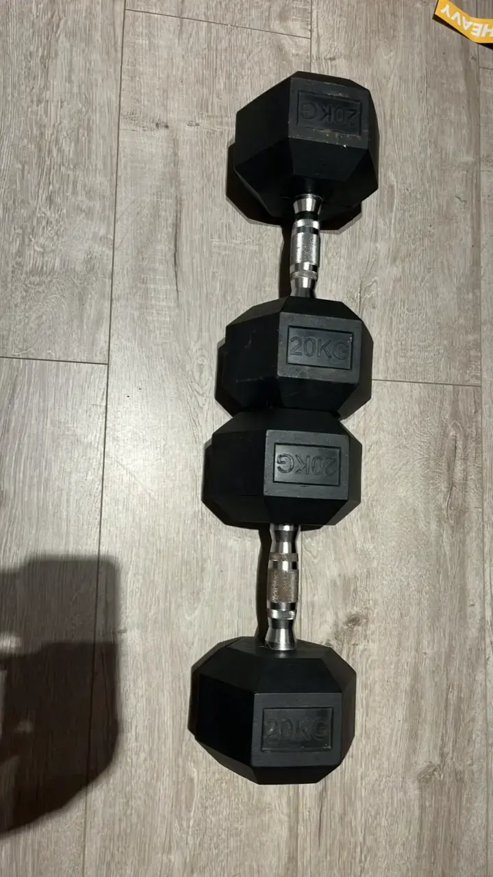 Mancuernas hexagonales de 20 kg - 2