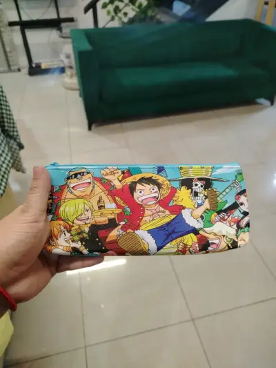 Estuche escolar One Piece colorido - miniatura 1