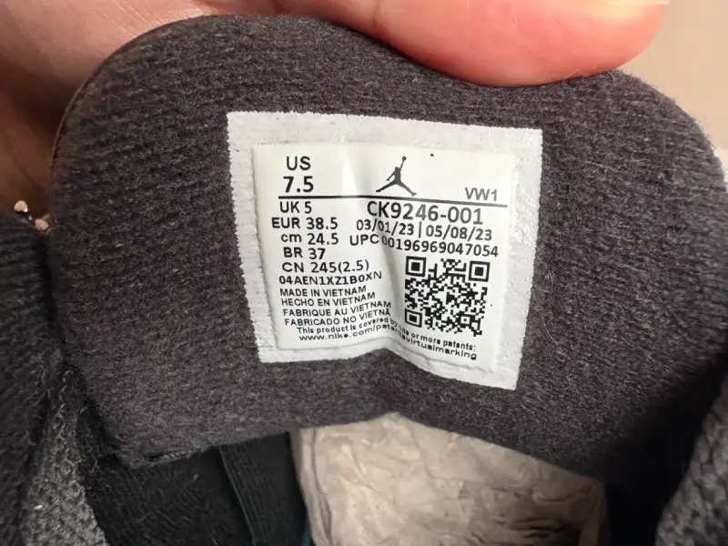 Zapatillas Air Jordan 3 Retro Off Noir - 3