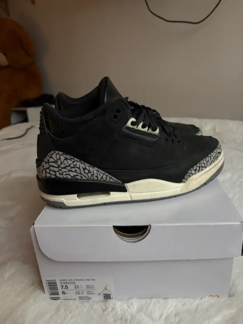Zapatillas Air Jordan 3 Retro Off Noir - 5